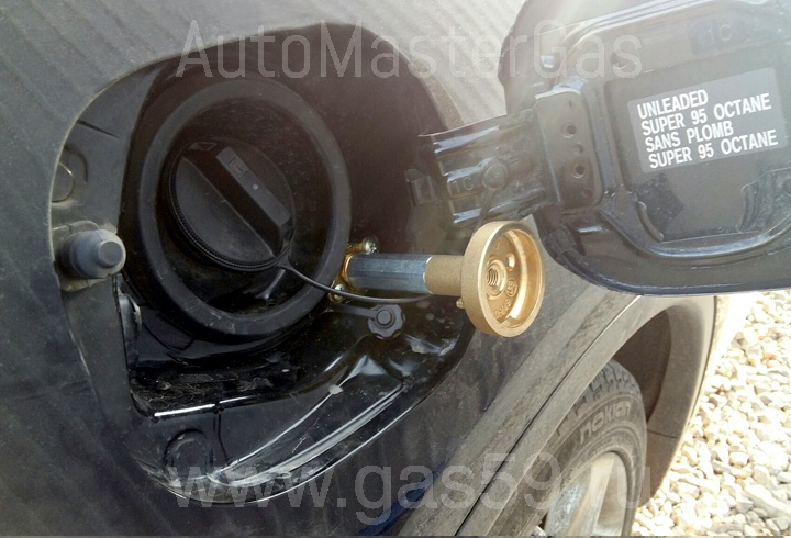 Установка ГБО на Infiniti FX35 3.5 AWD, ГБО 4 поколения LandiRenzo EVO, с баллоном 54 литра