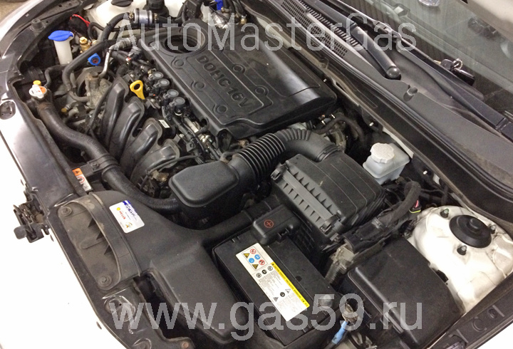 Установка метанового ГБО на Hyundai Sonata, ГБО 4-го поколения LANDIRENZO (Италия), с цилиндрическим баллоном на 80 л. (20 м3)
