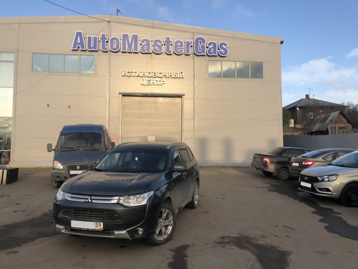 Установка ГБО на Mitsubishi Outlander 2014г., ГБО 4 поколения, метан LANDIRENZO (Италия), двигатель 2.0л. 4 цилиндра